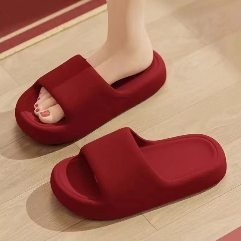 2026 New Couple Cloud Slippers - Home Bathroom Lights recension och pris
