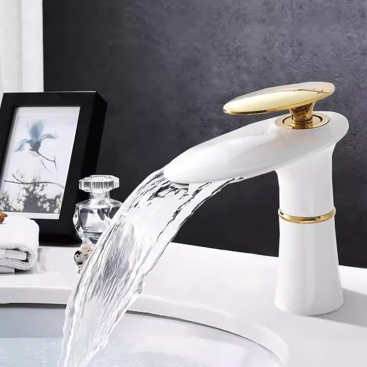 Waterfall Basin Faucet White G - Home Hardware Bathroom Faucets recension och pris